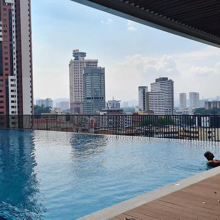Chambers Serviced Suites Klcc By Cozy Stay 吉隆坡 外观 照片