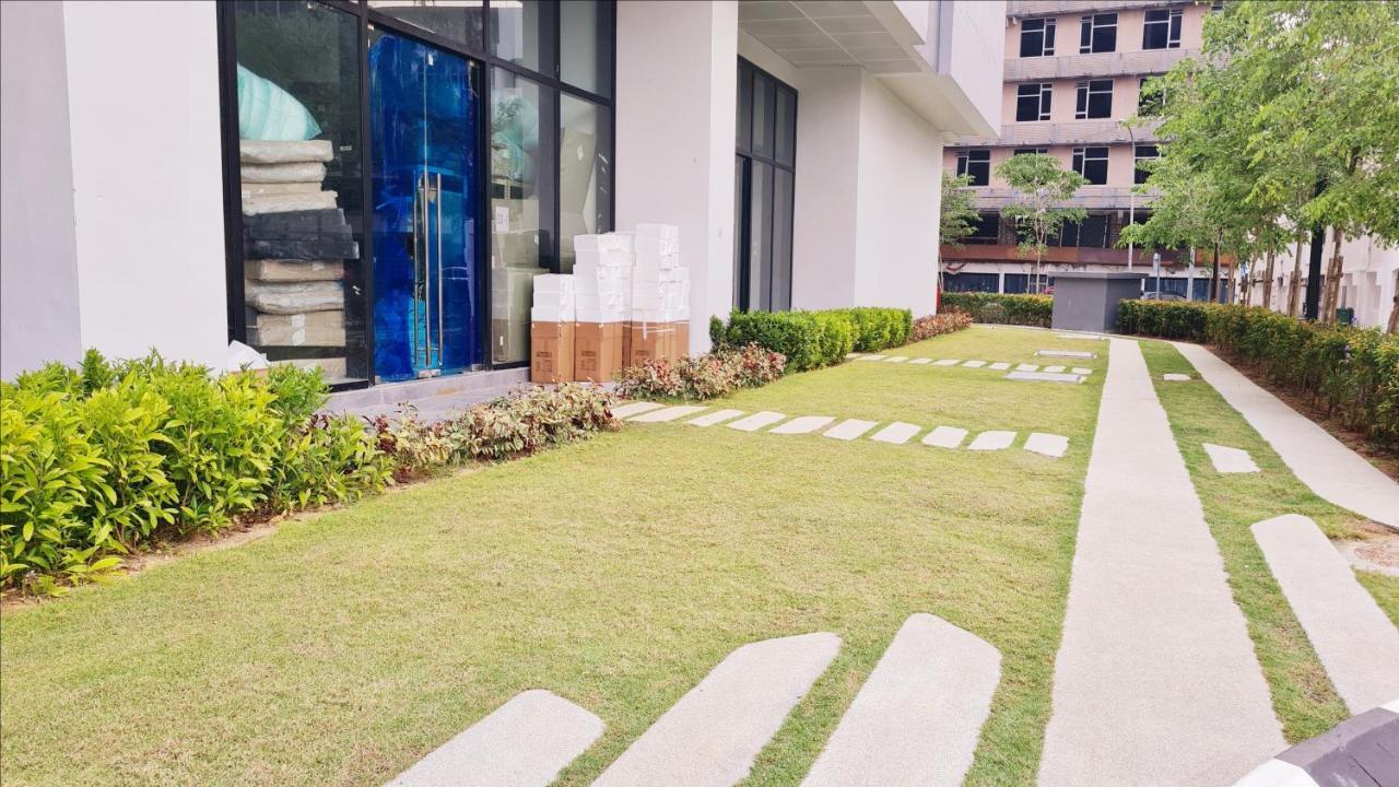 Chambers Serviced Suites Klcc By Cozy Stay 吉隆坡 外观 照片