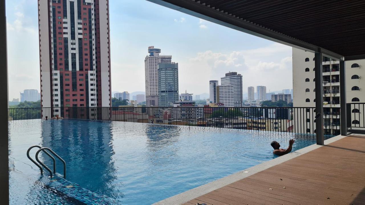 Chambers Serviced Suites Klcc By Cozy Stay 吉隆坡 外观 照片