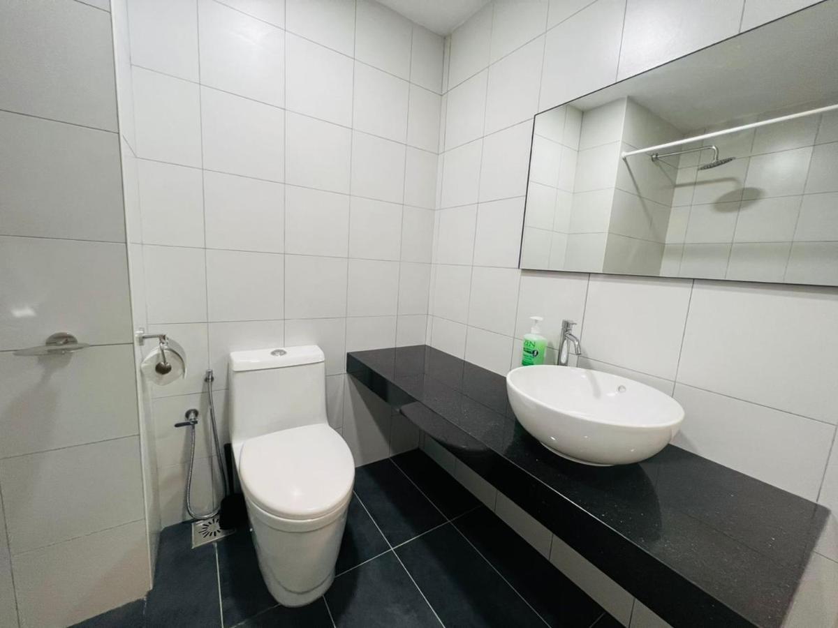 Chambers Serviced Suites Klcc By Cozy Stay 吉隆坡 外观 照片