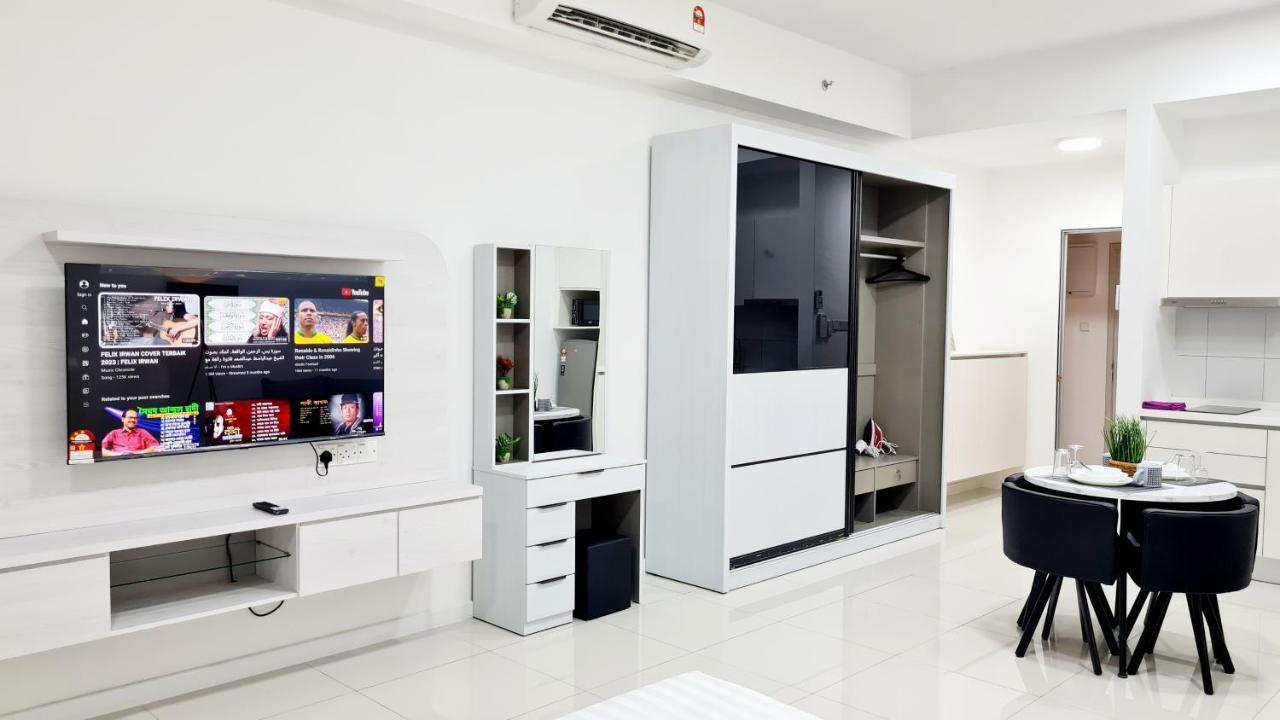 Chambers Serviced Suites Klcc By Cozy Stay 吉隆坡 外观 照片