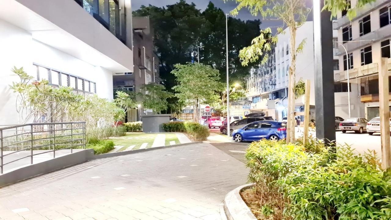 Chambers Serviced Suites Klcc By Cozy Stay 吉隆坡 外观 照片
